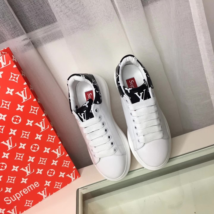 993_8.jpg