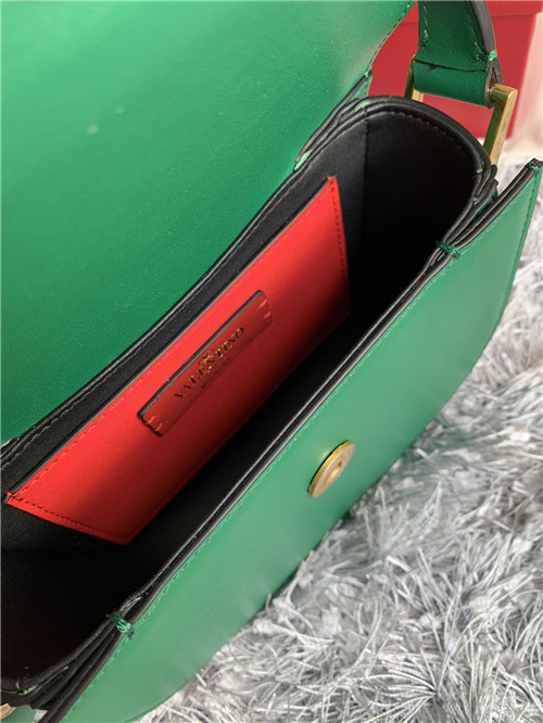 121_2.jpg