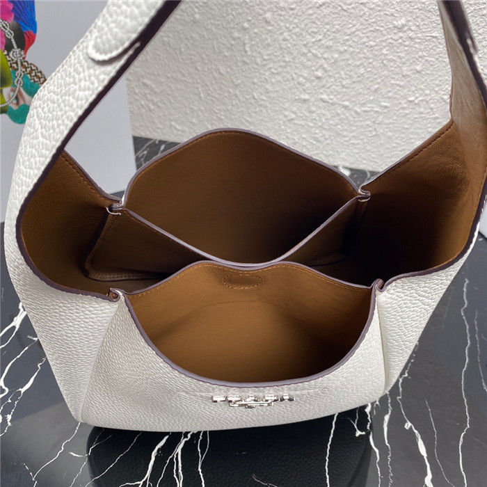 3127_17.jpg