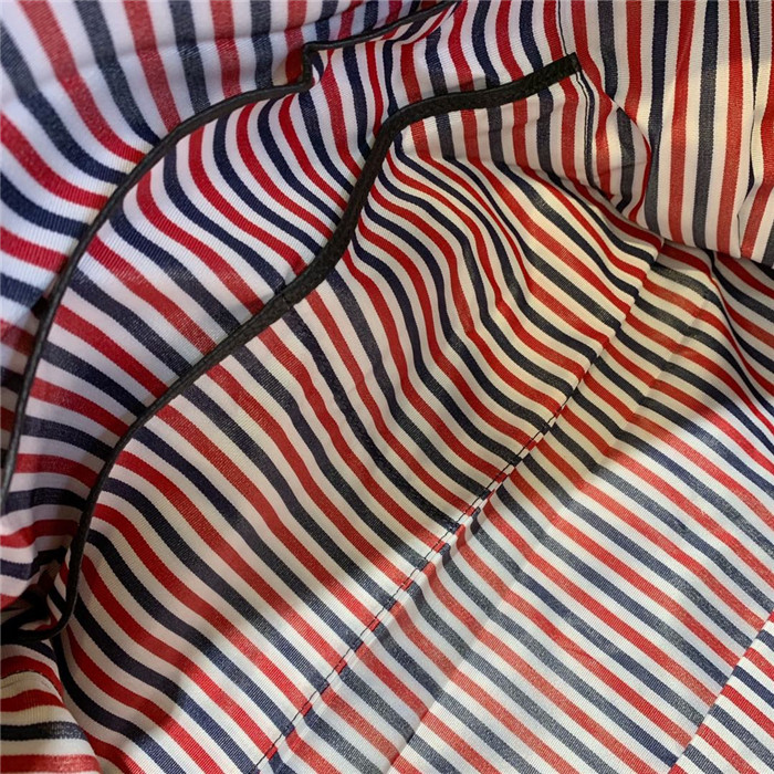 7697_17.jpg