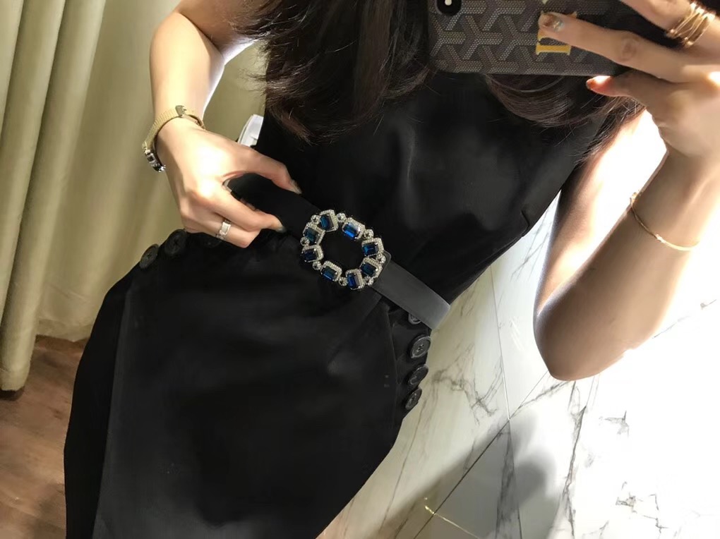 775_11.jpg